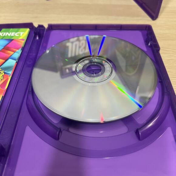 Just Dance 3, Just Dance 4 & Just Dance 2014 (Xbox 360) Kinect Games Bundle - Picture 4 of 7